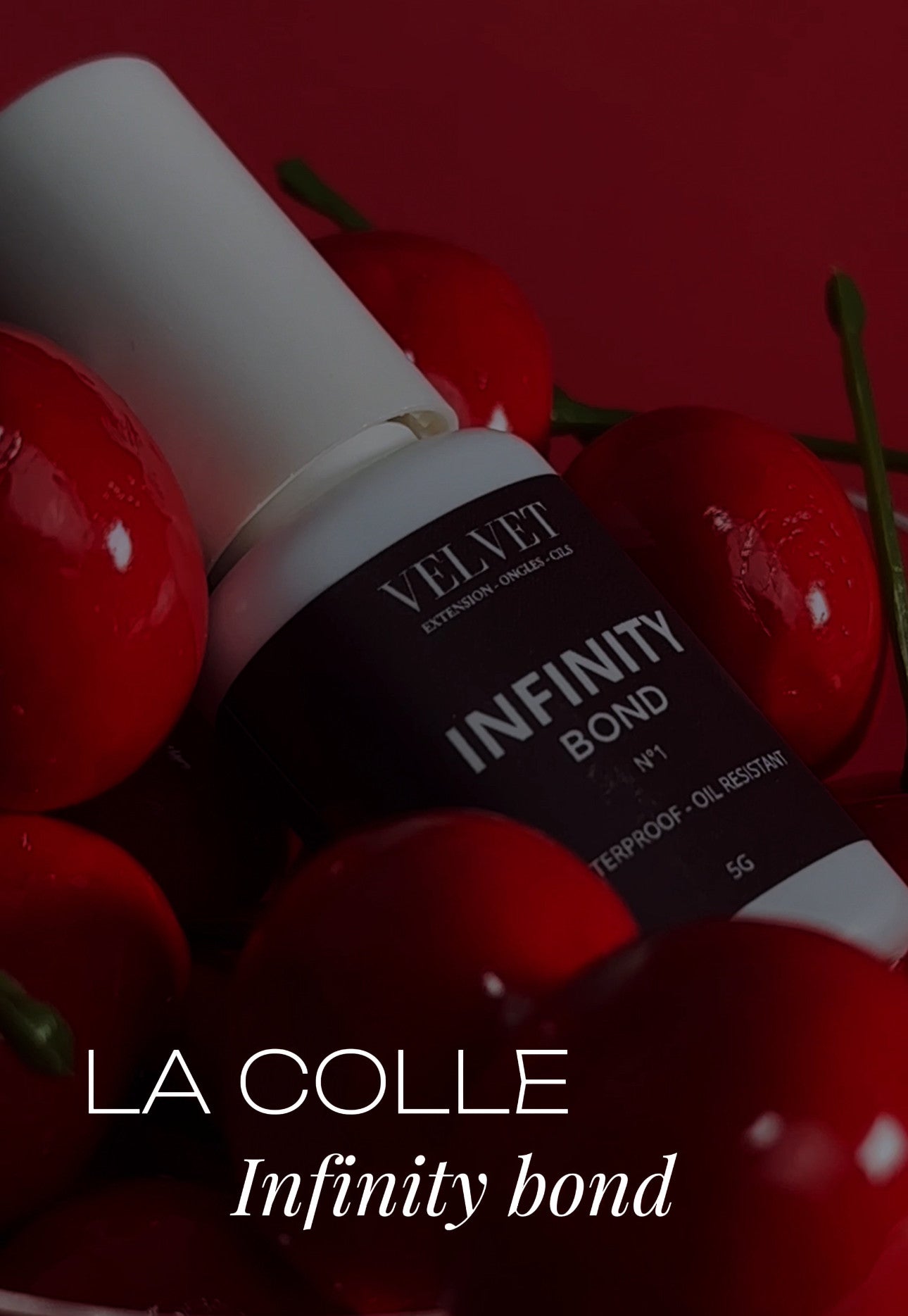 Colle Infinity Bond Velvet utilisée pour pose d’extensions de cils